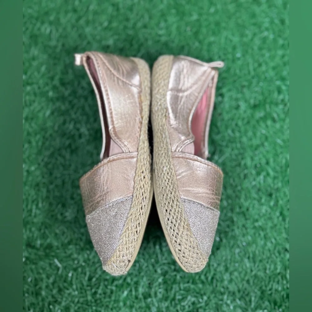 Gold Slip-On‎ Espadrille Shoes Size 1